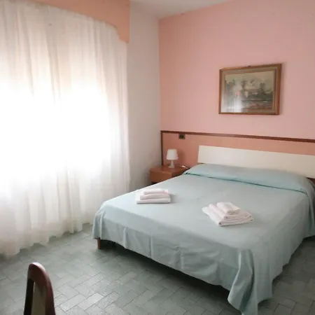 Redi Hotel 3*